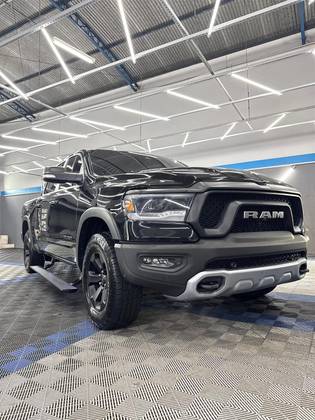 RAM 1500 5.7 V8 GASOLINA REBEL CD 4X4 AUTOMÁTICO RAM 1500 5.7 V8 GASOLINA REBEL CD 4X4 AUTOMÁTICO